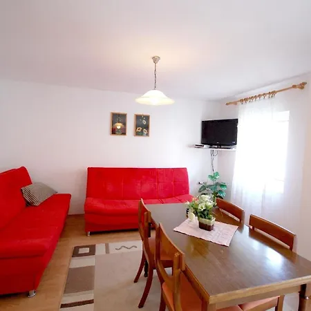 Fuer 4 Personen Ca 37 Qm In Njivice, Kvarner Bucht Krk *